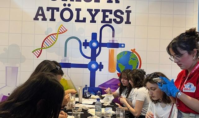 Canik Özdemir Bayraktar Keşif Kampüsü atölyeleri, TEKNOFEST KKTC’nin ilk gününde ziyaretçi akınına uğradı.