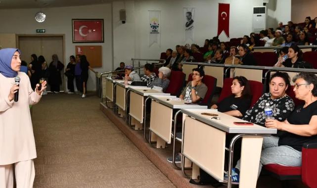 Çiğli’de kadınlara sağlıklı yaşam paneli