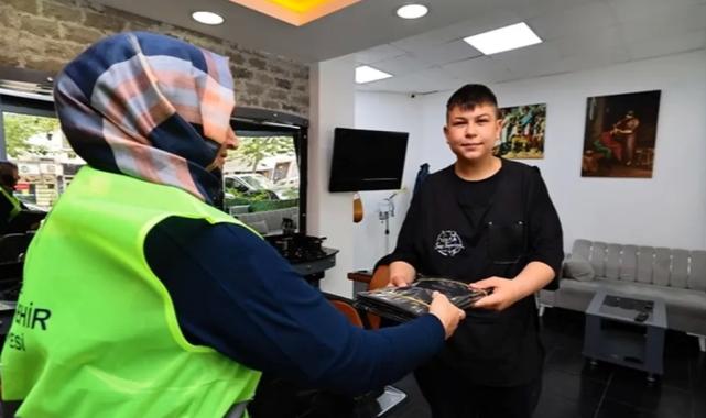 Denizli Büyükşehir berberlere penuar dağıtımına başladı