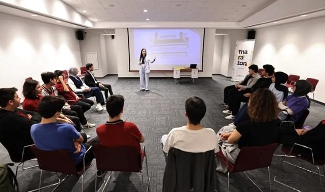 Denizli Büyükşehir ile gençler geleceğe koşuyor