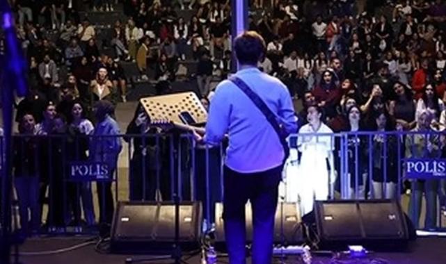 ​​​​​​​Denizli’de gençlik konserleri ile bayram coşkusu