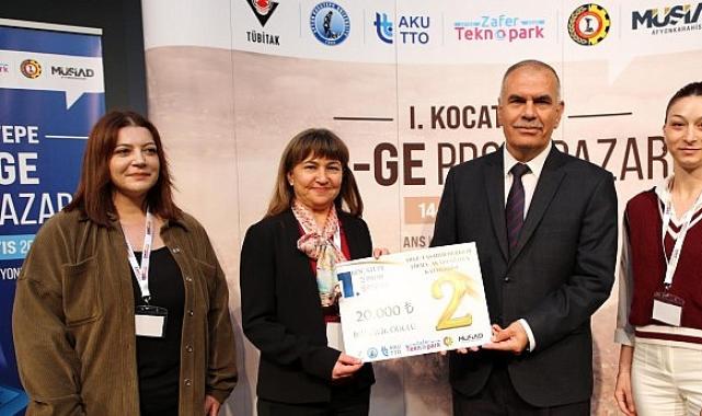Egeli bilim ekibi ‘I. Kocatepe Ar-Ge Proje Pazarı’ndan ödülle döndü