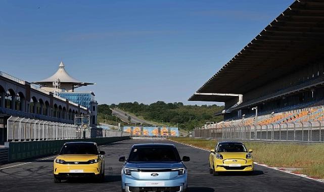 Elektriğin Ford Çağı Başlıyor: Ford Türkiye Sıradışı Elektrikli Yeni Binek ve Ticari Araçlarını Tanıttı