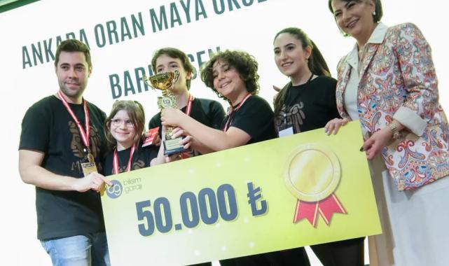 Genç mucitler sahneye çıktı