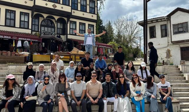 Gençler Sakarya’yı Büyükşehir’le keşfetti