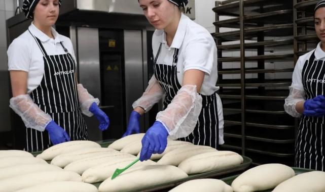 Hollandalı öğrenciler Antikkapı’da staj yaptı