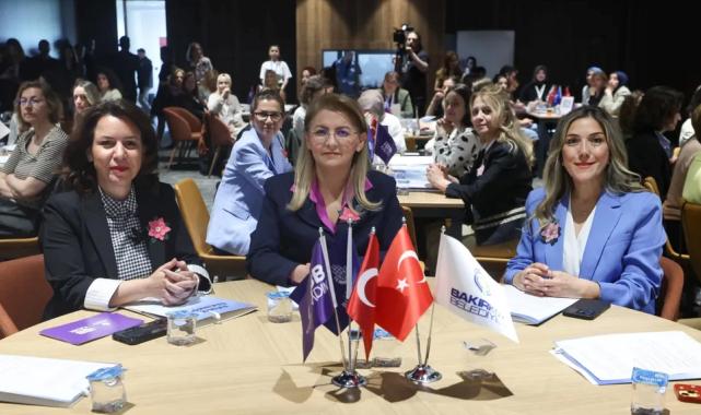 İstanbul Bakırköy’de kadınlar için ‘güvenli yaşam’ çalıştayı