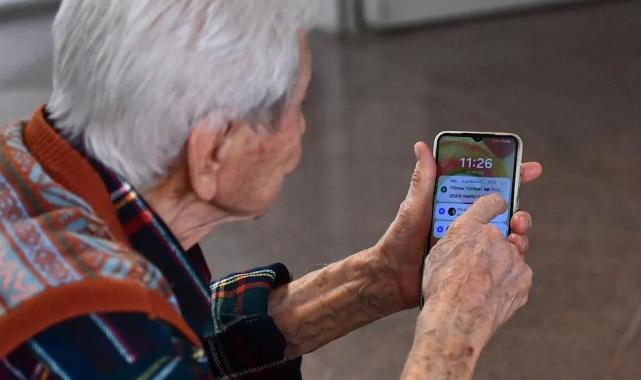 İzmir Buca Sosyal Yaşam’da dünya parmakların ucunda