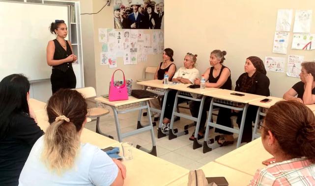 İzmir Çiğli Belediyesi’nden anneler için bilgilendirici seminer