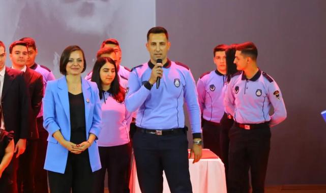 İzmir Karabağlar’da aday memurlar yemin etti