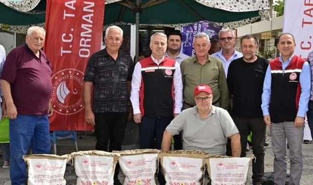 İzmir’de ayçiçeği üreticilerine yerli tohum desteği