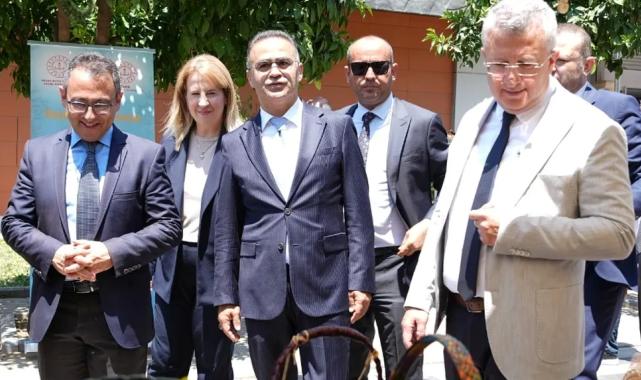 İzmir’de “Hayat Boyu Öğrenme Haftası” coşkuyla kutlanıyor