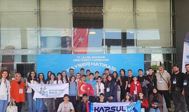 Kapsül Teknoloji Platformu’ndan MEB Robot Yarışması’nda 6 Derece Birden