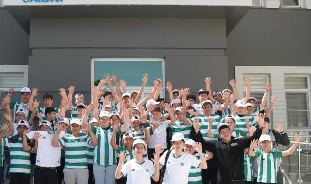 Karataylı çocuklar Konyaspor antrenmanını izledi