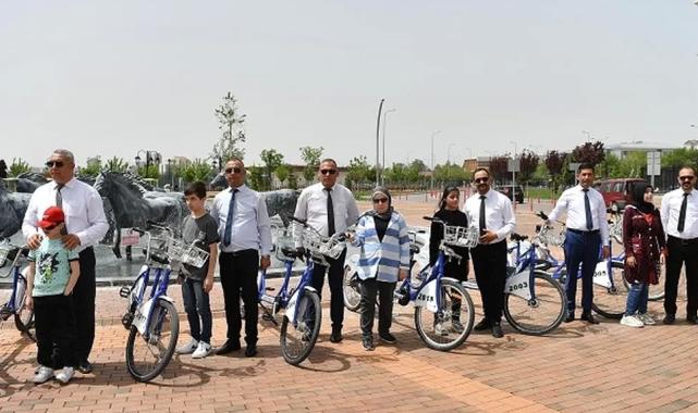 Kayseri Büyükşehir ile engellere pedalladılar