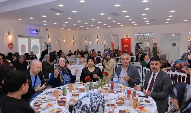 Kayseri Büyükşehir şehit ve gazi annelerini ağırladı