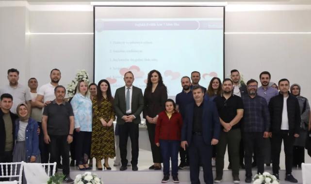 Kayseri Melikgazi’den ‘Evlilikte İletişim Semineri’