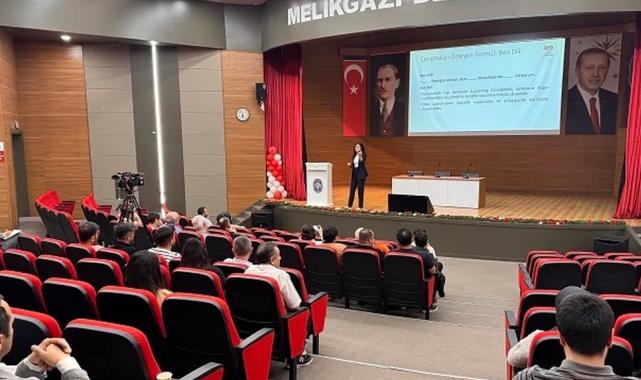 Kayseri Melikgazi’den personeline aile eğitimi