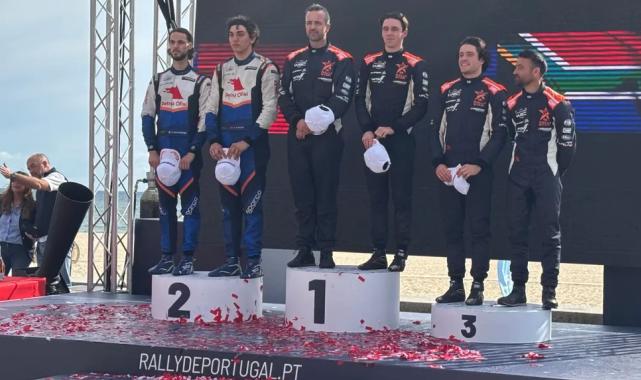 Kerem Kazaz’dan Portekiz’de çifte başarı