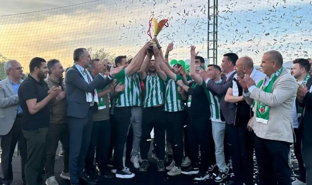 Kestel’de birliktelik, şampiyonluk getirdi!