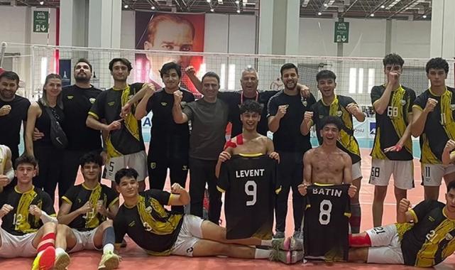 Konya Büyükşehir Belediyespor voleybolda son 8’de