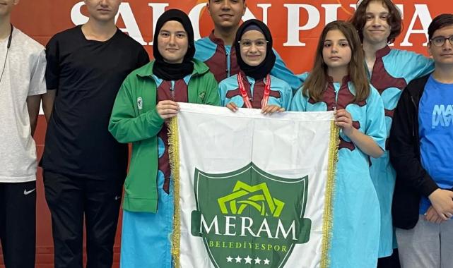 Konya Meram Belediyespor’da Türkiye ikinciliği sevinci