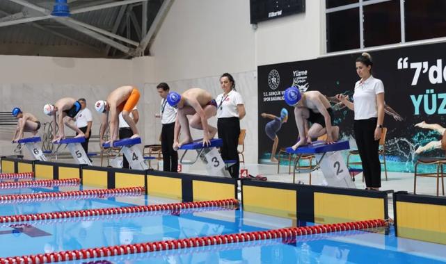 Konya Selçuklu’da yüzme yarışları tamamlandı