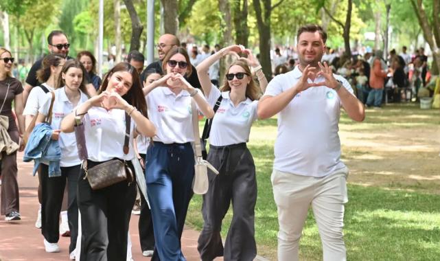 Manisa’da adım adım sağlıklı yürüyüş