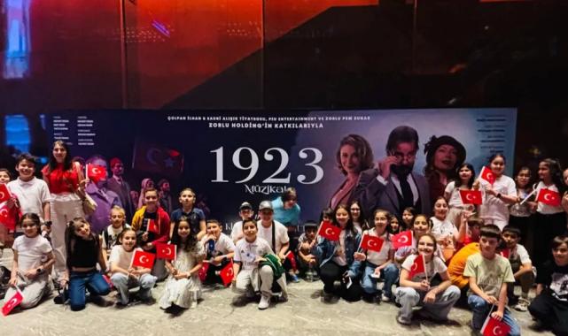 Manisalı çocuklar İstanbul’da unutulmaz deneyim yaşadı