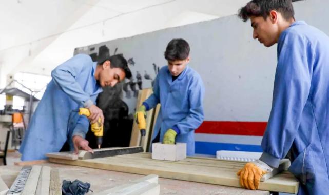 Mardin Büyükşehir Belediyesi’nden mesleki eğitime büyük destek