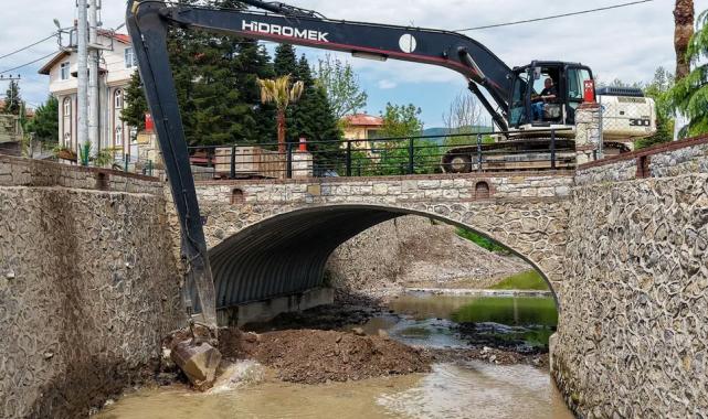 Sakarya Hendek’te dere ıslah çalışmaları tamamlandı