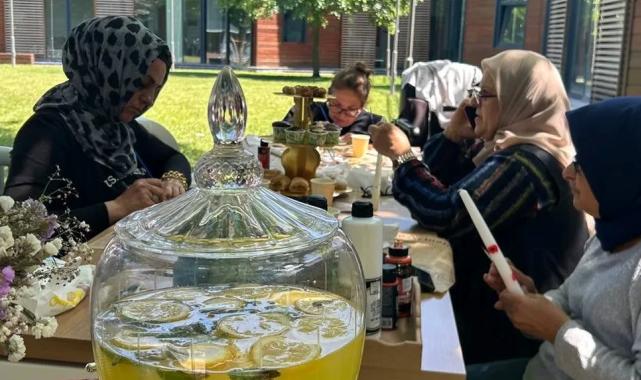 Sakarya’da Engelsiz Hobi Atölyelerinde annelere renkli mola