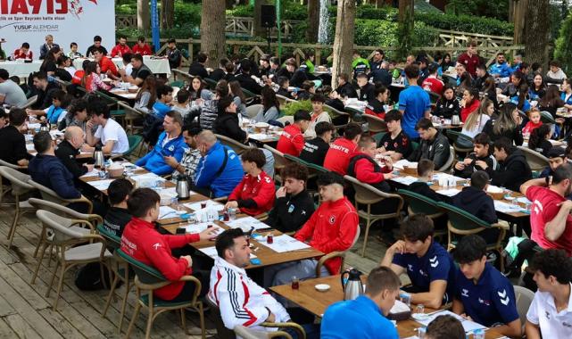 Sakaryalı sporcular Başkan Alemdar’la buluştu