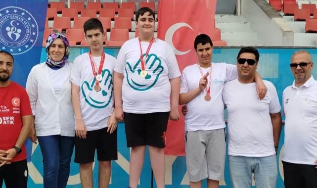 SOBE’nin Atletizm takımından tarihi başarı: 33 madalya!