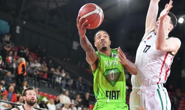 TOFAŞ normal sezonun son maçında Karşıyaka’yı konuk ediyor