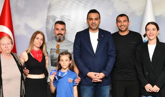 Türkiye’nin en hızlısı Güneş’e Çiğli’de Başkan Yıldız’dan destek