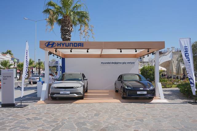 Hyundai, Yazın Enerjisini Ege Sahillerine Taşıyor