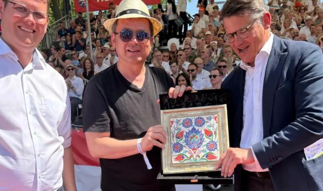 Almanya’daki Hessentag 2025 Festivali’nde Osmangazi rüzgarı