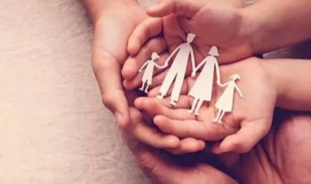 Bakanlık’tan koruyucu ailelere övgü