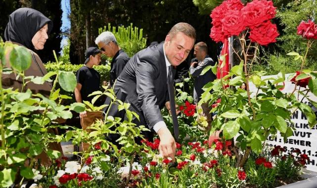 Balıkesir’de Başkan Ahmet Akın şehitleri unutmadı