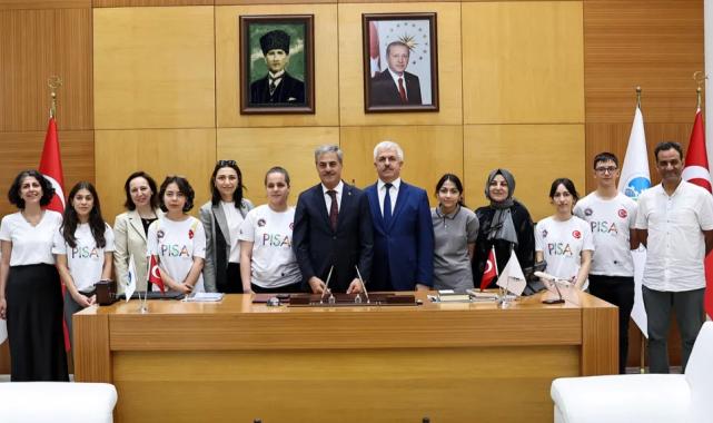 Başkan Alemdar, Figen Sakallıoğlu Anadolu Lisesi heyetini ağırladı