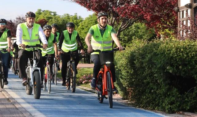 Başkan Altay Dünya Bisiklet Günü’nde bisikletseverlerle pedal çevirdi