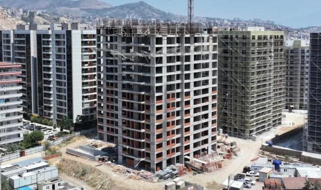 Başkan Tugay’dan Örnekköy’de kentsel dönüşüm denetimi