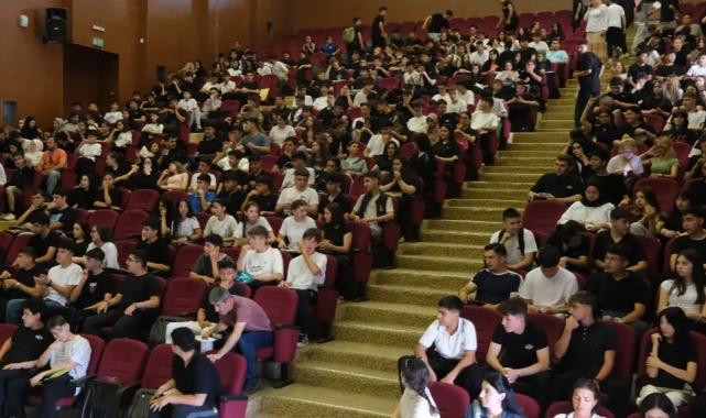 Bursa’da gençler ‘Biyolojik Çeşitliliği Koruma’ panelinde buluştu