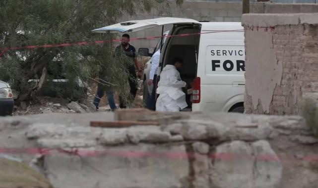 Cenaze aracından 60 mumyalanmış ceset çıktı