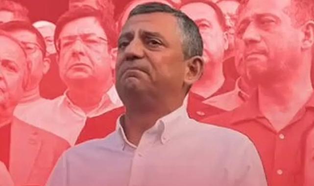 CHP lideri Özel’den Zeyrek’e duygusal veda
