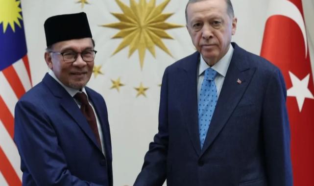 Cumhurbaşkanı Erdoğan, Malezya ve Ermenistan ile görüştü