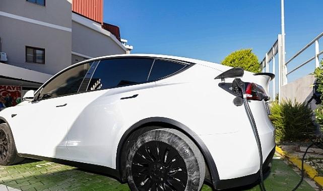 Elektrikli araç şarj istasyonları ile 1400 ağaca bedel temiz enerji