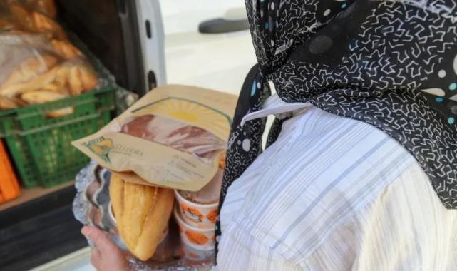 Eskişehir Büyükşehir Aşevi’nden ihtiyaç sahibine Küllüoba Ekmeği
