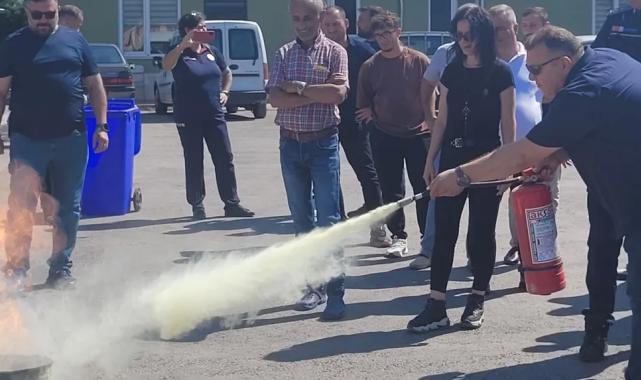 Gölcük Belediyesi personeline yangın eğitimi